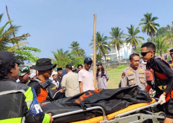 Ditemukan Meninggal, Santri Bahar Smith Tenggelam di Pantai Sunset Palabuhanratu