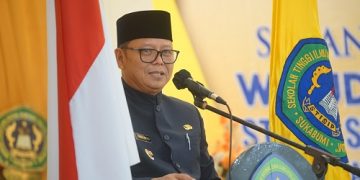 Hadiri Wisuda STISIP Syamsul Ulum, Pj Wali Kota Sukabumi Para Lulusan Harus Miliki Attitude Yang Baik
