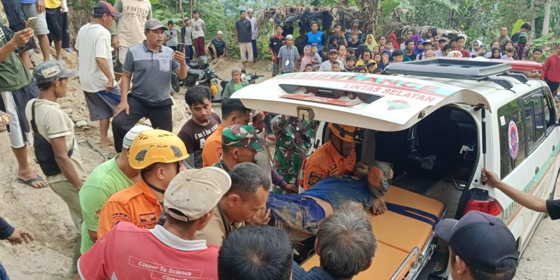 Selamat, Penggali Pasir di Warungkiara Sukabumi Tertimbun Longsoran Tanah