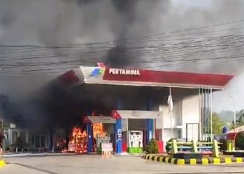 SPBU di Jalur Lingsel Sukabumi Kebakaran, 1 Angkot Ludes