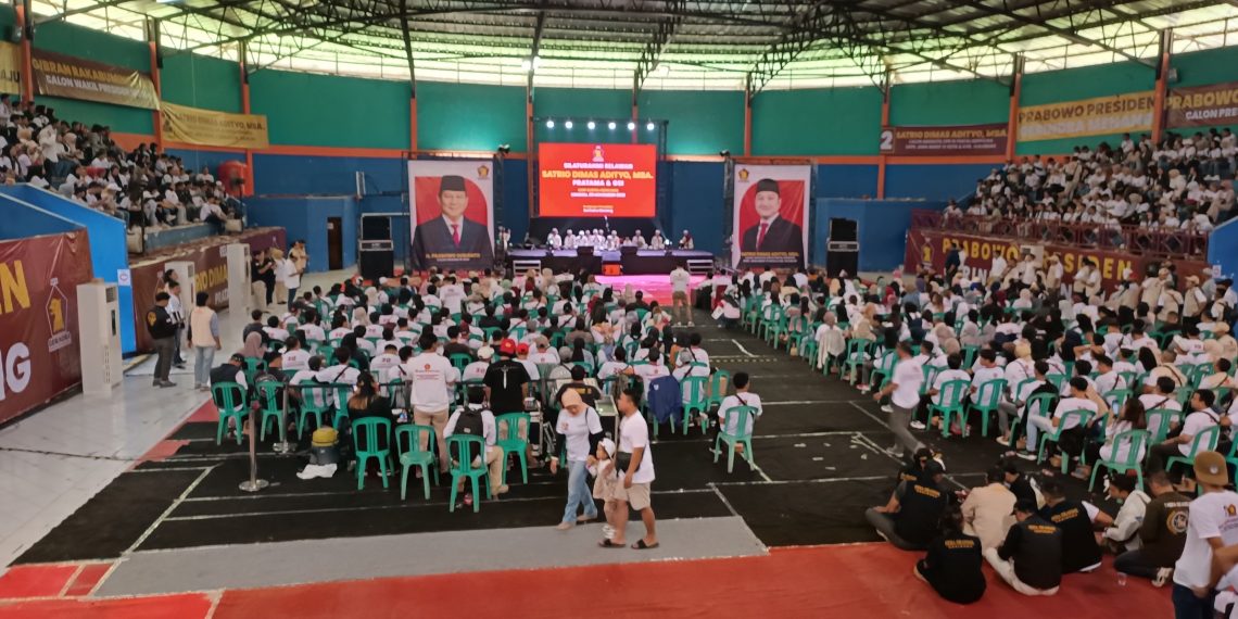 Ribuan Buruh di Sukabumi Dukung Keponakan Prabowo ‘Nyaleg’ DPR RI