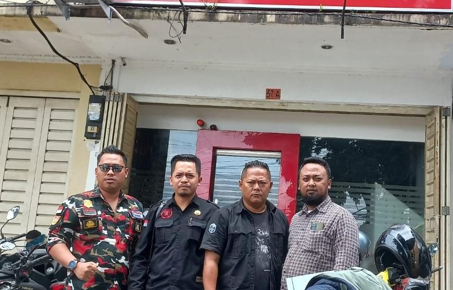 BPKB Tak Kunjung Diterima, Nasabah Geruduk CIMB Niaga Finance