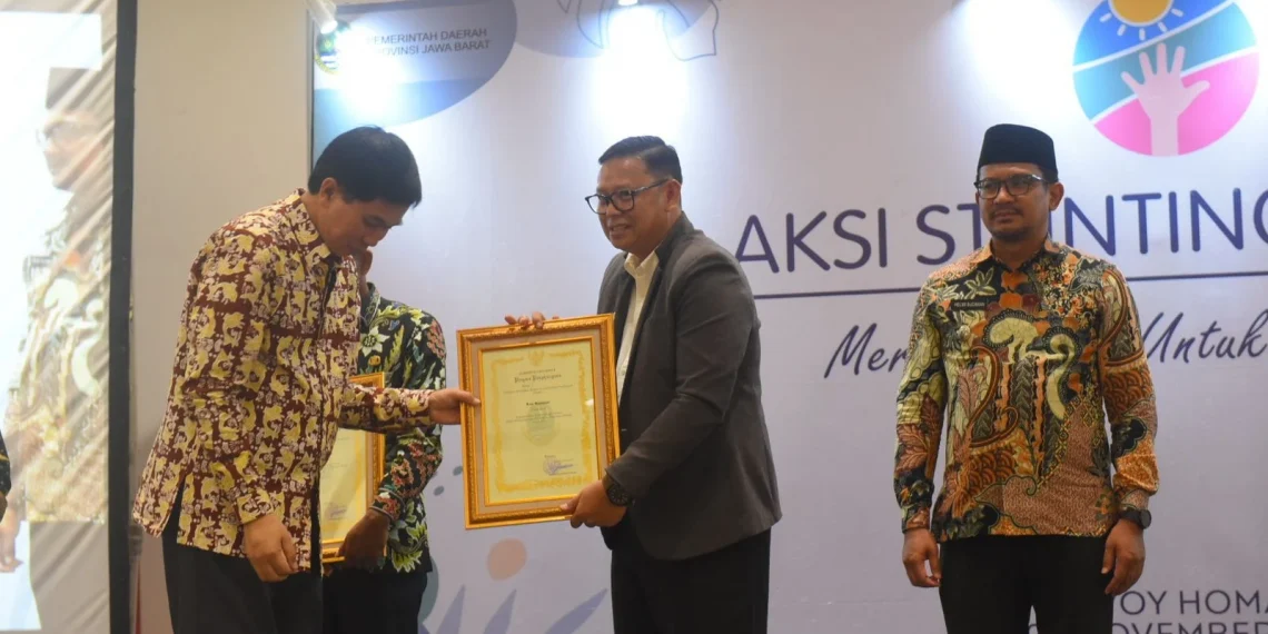 Kota Sukabumi Raih Penghargaan ke II Kinerja Terbaik Penurunan Angka Stunting Jabar 2023