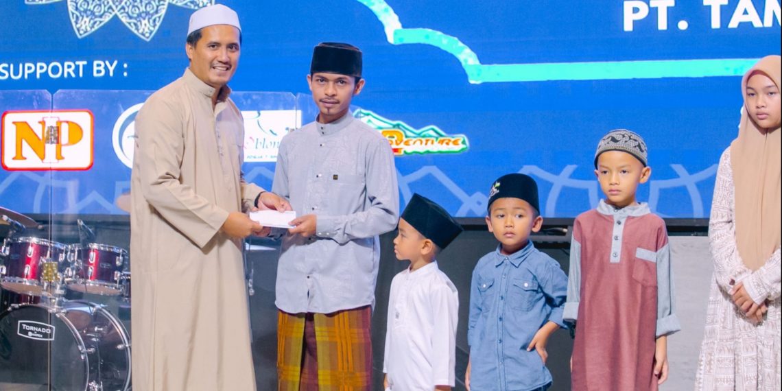 Wujud Kepedulian Sesama, PT Bina Barokah Sejahtera Santuni Anak Yatim