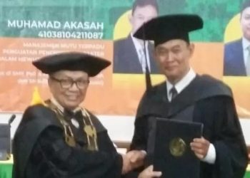 Muhamad Akasah Anggota IJTI Korda Sukabumi Raya Raih Gelar Doktor