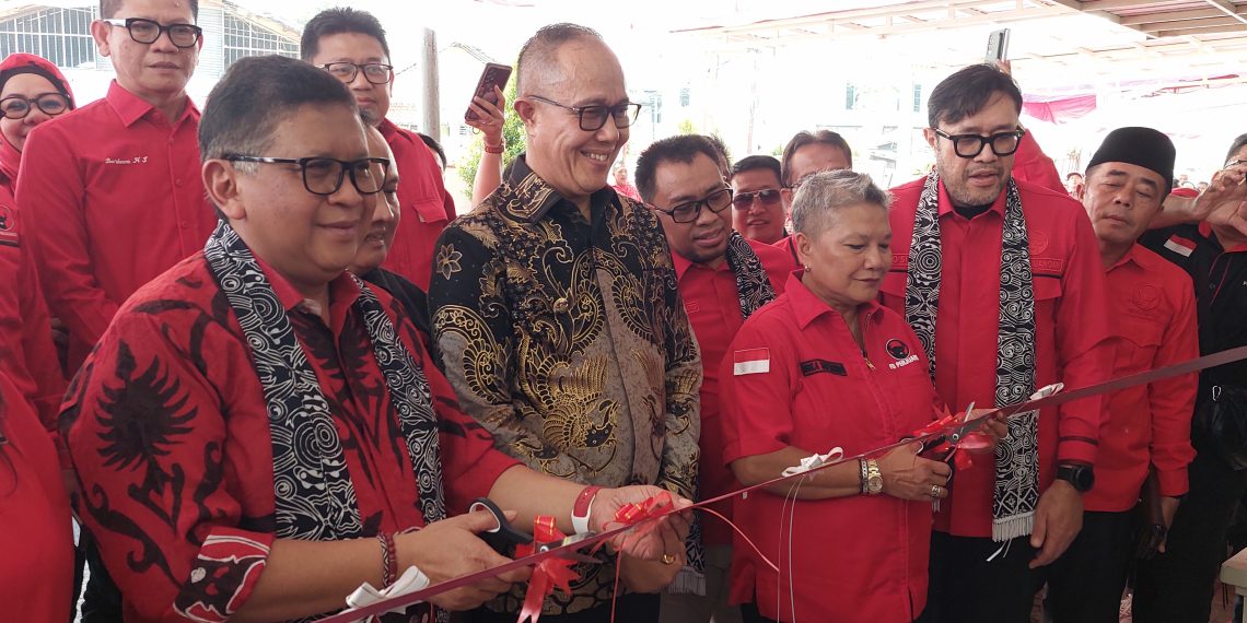 Hasto Kristiyanto Membuka Kembali Klinik Pratama Waluya Sejati Abadi di Sukabumi