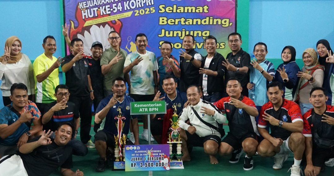 Kementerian ATR/BPN Raih Dua Piala Kategori Perorangan dan Beregu di Kejuaraan Bulutangkis KORPRI