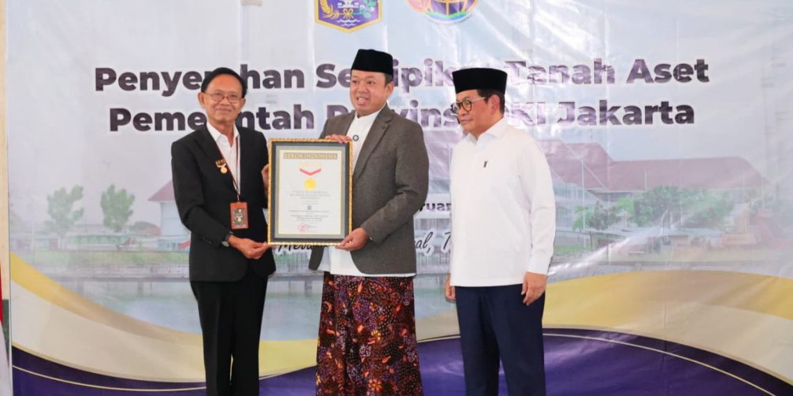 Serahkan 3.922 Sertipikat Aset Pemprov DKI Jakarta, Menteri Nusron: Selamatkan Aset Negara Senilai Rp102 Triliun