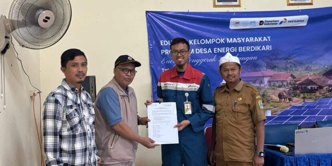 Pertamina Patra Niaga Regional JBB Perkuat Kemandirian Energi dan Ekonomi Desa Dawuan Barat Melalui Pemanfaatan Energi Surya