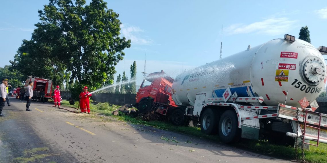 Pertamina Patra Niaga Regional JBB Pastikan Penanganan Cepat Insiden Armada Skidtank LPG di Balongan