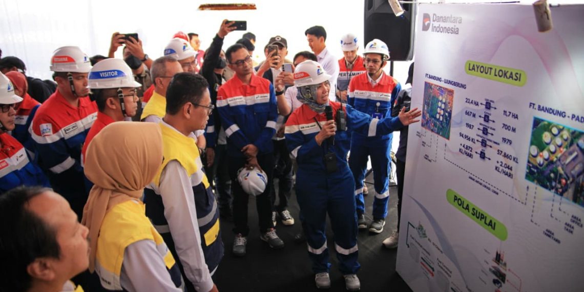Pertamina Patra Niaga Regional JBB Bersama Wamen ESDM Tinjau Kesiapan Distribusi Energi di Wilayah Jawa Barat