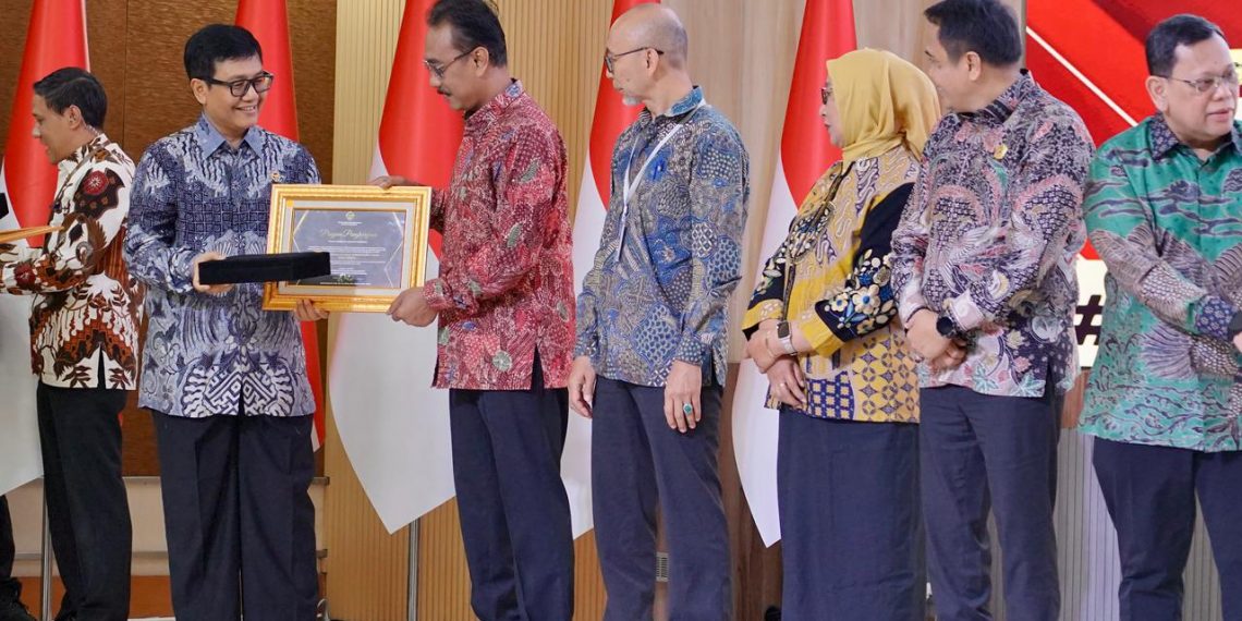 Kementerian ATR/BPN Raih Penghargaan, Berhasil Tindaklanjuti RHP BPK RI 90,8%