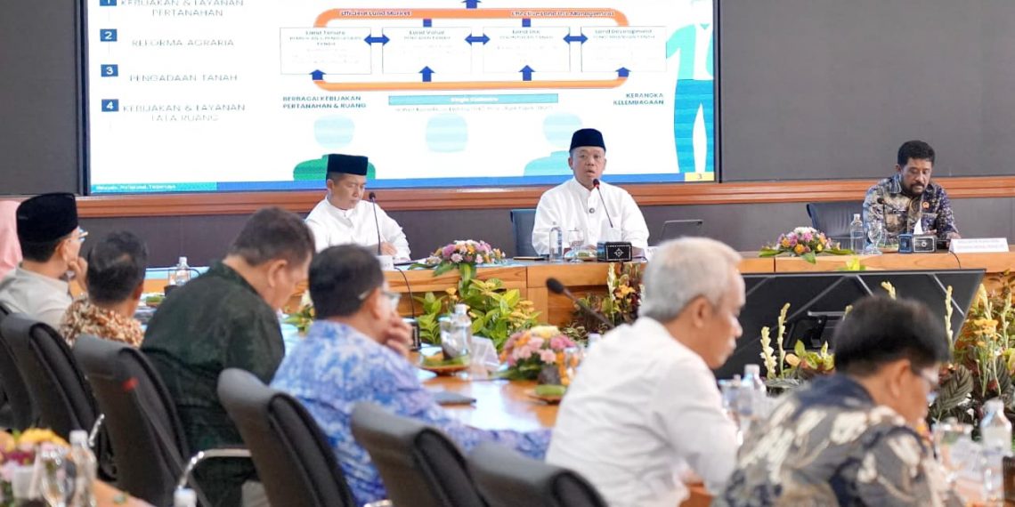 Menteri Nusron Imbau Kepala Daerah Se-NTB Percepat Penyusunan RDTR untuk Optimalkan Potensi Daerah