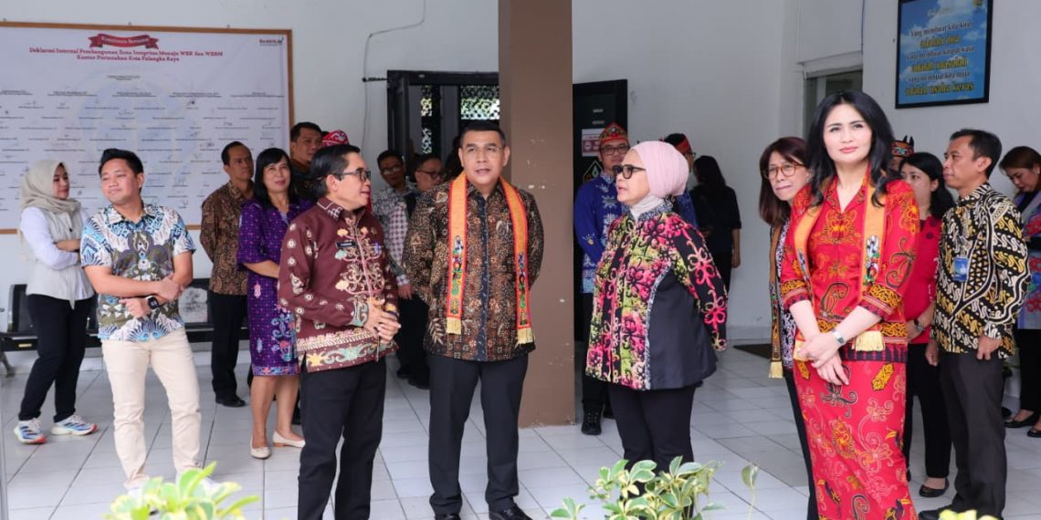Wamen Ossy Tinjau Kantah Kota Palangkaraya: Ingin Layanan Pertanahan Semakin Memudahkan Masyarakat