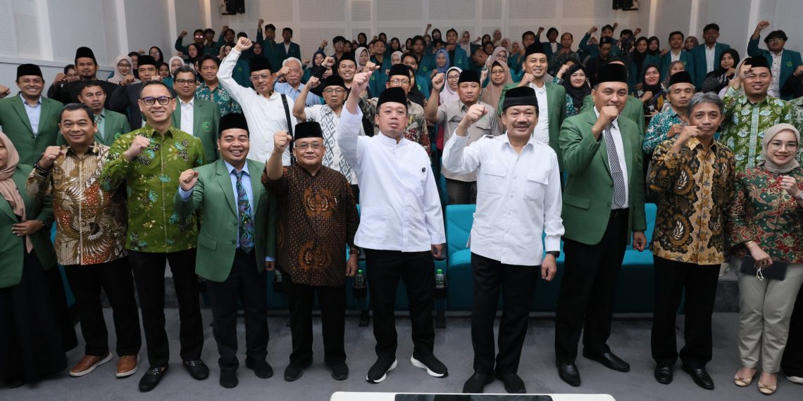 Beri Kuliah Umum di UNWAHAS, Menteri Nusron Ingin Ciptakan Restrukturisasi Distribusi Tanah