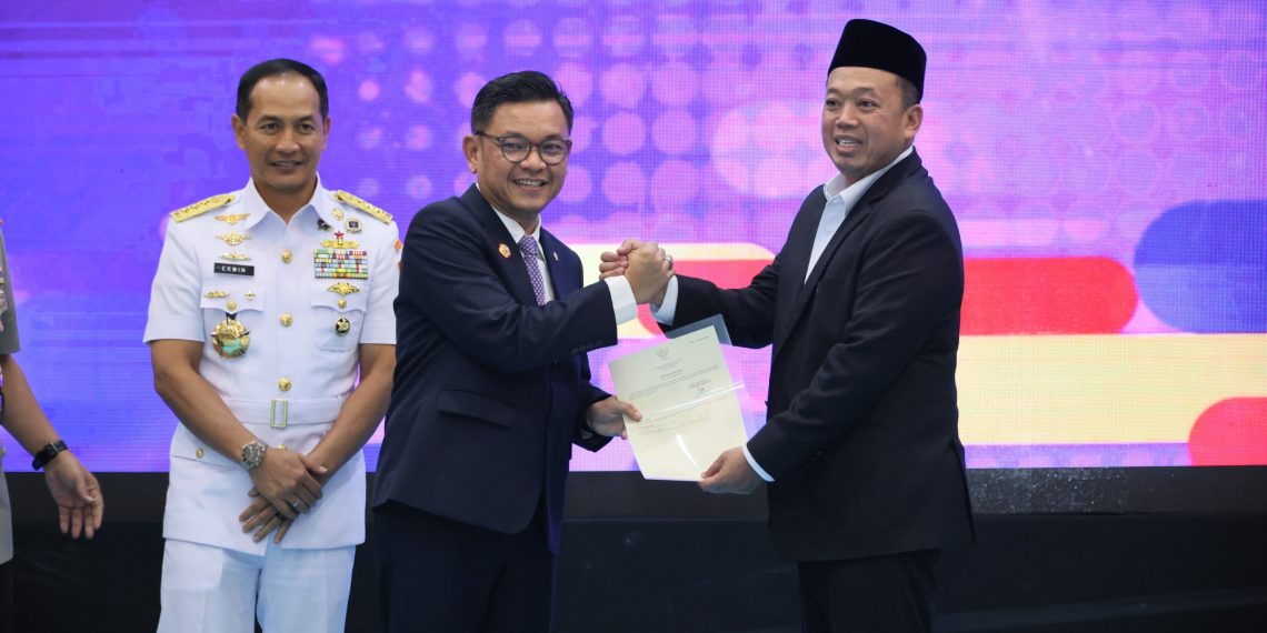 Serahkan Sertipikat Hak Pakai untuk Lemhannas RI, Menteri Nusron: Perkuat Kepastian Hukum Aset Negara
