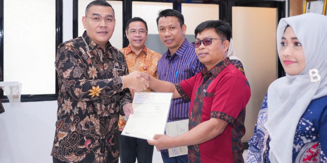 Sambangi Sulbar, Wamen Ossy Imbau GTRA Jadi Kunci Penyelesaian Konflik Pertanahan di Daerah