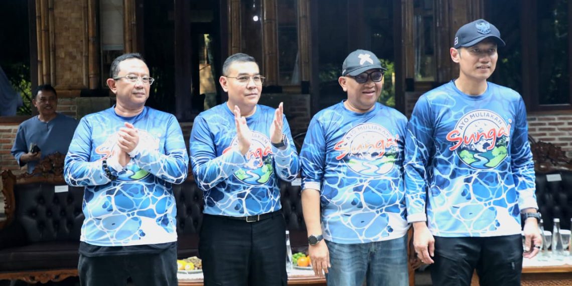 Hadiri Gerakan Nasional “AYO Muliakan Sungai”, Wamen Ossy: Memuliakan Sungai Berarti Memuliakan Negara