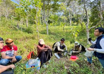 Pertamina Patra Niaga RJBB Bersama Dinas Lingkungan Hidup Jabar Teliti Penyerapan dan Penyimpanan Karbon di Taman Kehati Kiara Payung