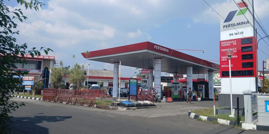 Pertamina Patra Niaga Dukung Penanganan Insiden Kebakaran Kendaraan di SPBU TAC 34.161.13 Cilendek Kota Bogor