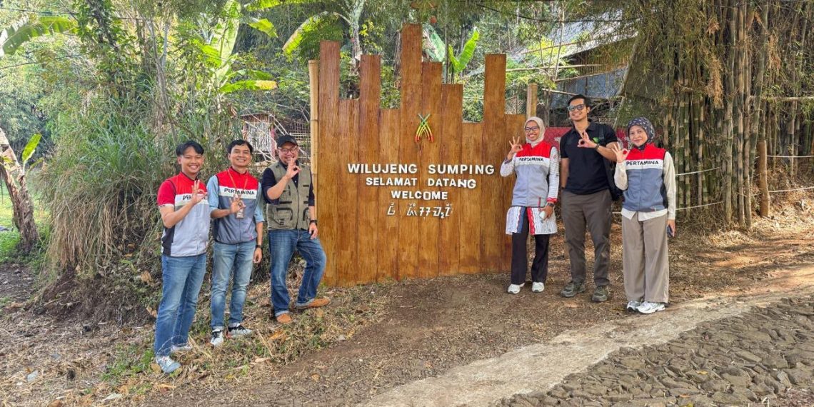 Pertamina Patra Niaga Regional JBB Perkuat Budaya Sunda melalui Program TJSL Kampung CSV Udjo Ecoland