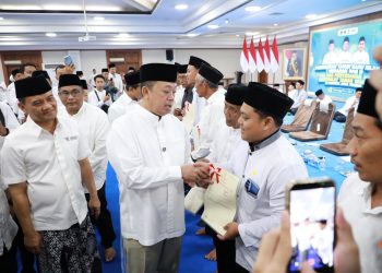 Selembar Sertipikat Menjaga Amanah Tanah Wakaf