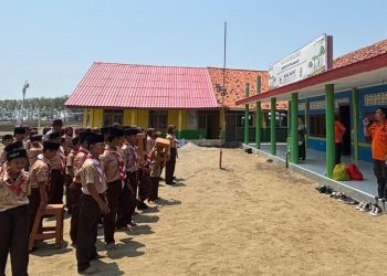 Pertamina Patra Niaga Regional JBB Tingkatkan Kesiapsiagaan Bencana Siswa Pesisir Karawang