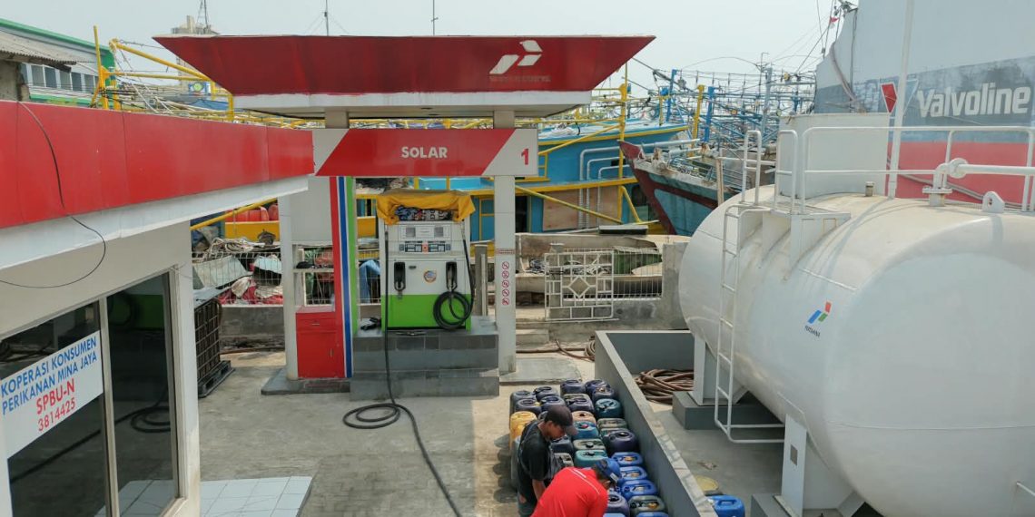 Pertamina Patra Niaga Pastikan Ketersediaan BBM Subsidi untuk Nelayan di Muara Angke Terjaga