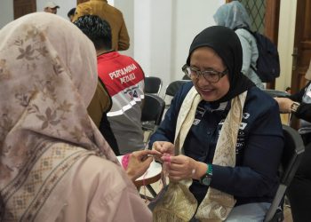 Dari Merajut Asa hingga Lentera Jiwa, Komisaris PT Pertamina (Persero) Tinjau TJSL di Bandung