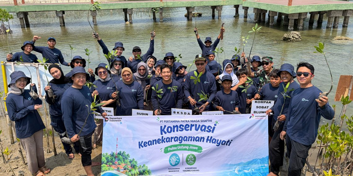 Pertamina Patra Niaga Ajak Masyarakat Tanam 500 Mangrove, Perkuat Ekosistem Pesisir Pulau Untung Jawa